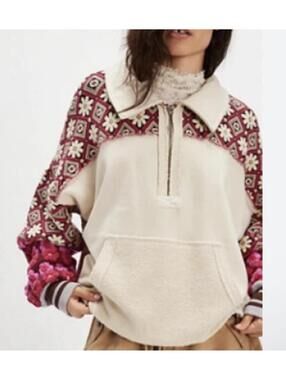 We The Free Mod Floral Patterned Cream Pullover Large